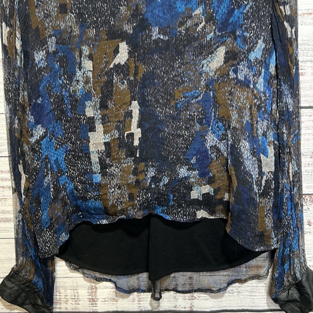 For Love & Lemons Navy Print Silk Leather Cuffs Back Tie V Neck Blouse Medium - Picture 5 of 14